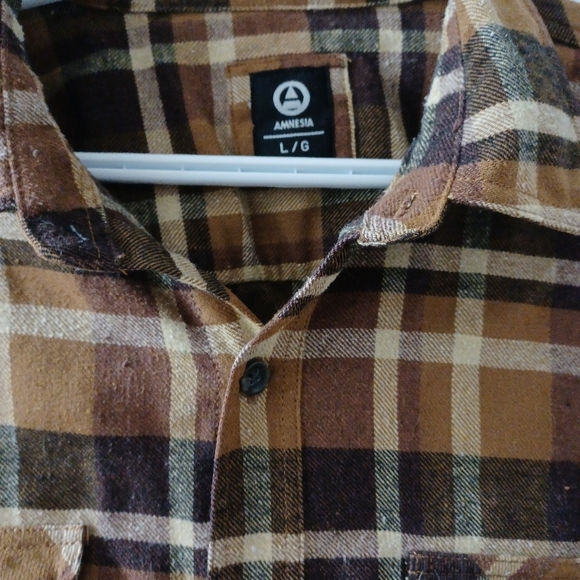 Amnesia Plaid Shirt - Picture 2 of 4